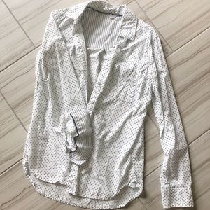 Bottom down white cotton shirt
